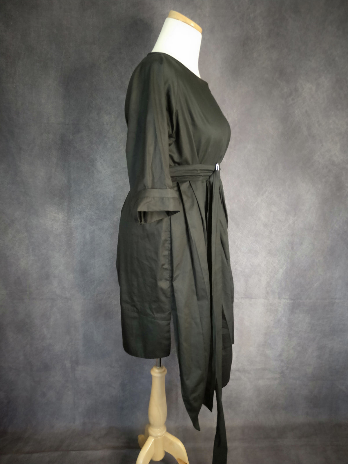 Hikari Dress ( Black)